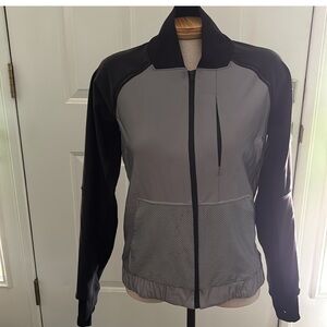 Lululemon Bright Bomber reflective jacket size 6 PTP 18” black and silver
